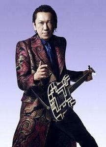 布袋寅泰日本,日本摇滚乐坛的传奇人物