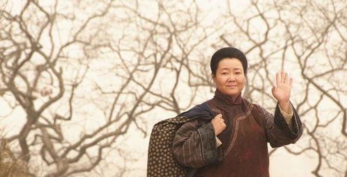 青岛往事大嫚的丝袜,大嫚丝袜下的传奇人生